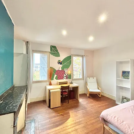 Quarto em Acomodações Particulares Fragon *